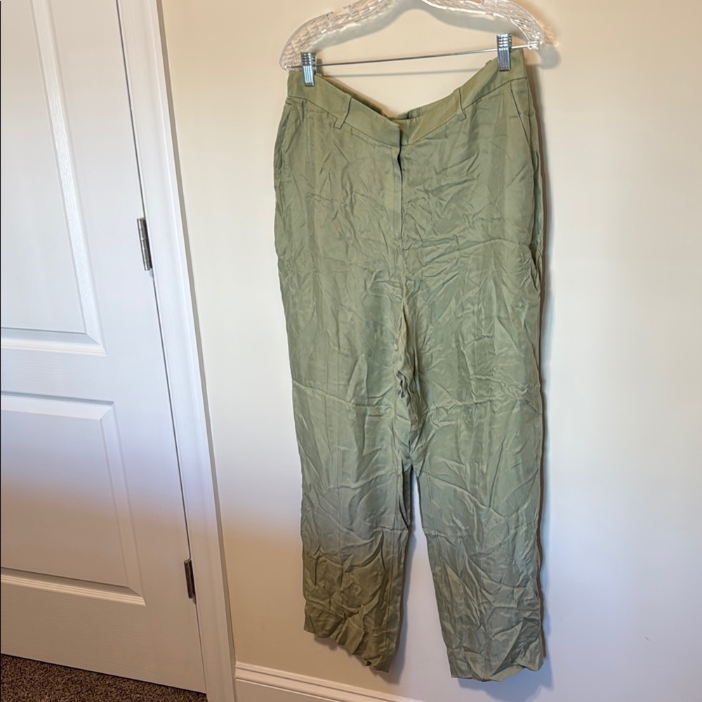 J. Crew Women’s Drapey Cupro Blend Pants / Size 14 / Faded Pistachio/ Brand NWT